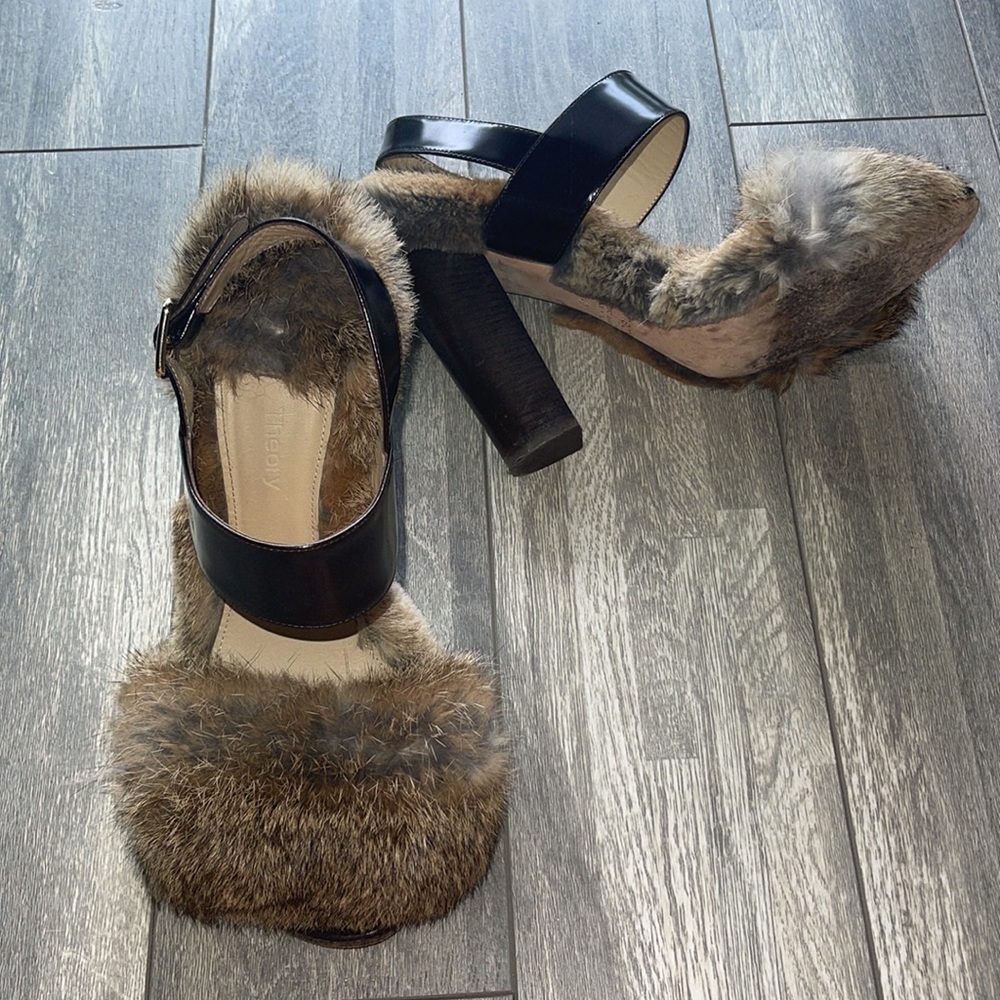 Theory leather and fur trim block heels size 9